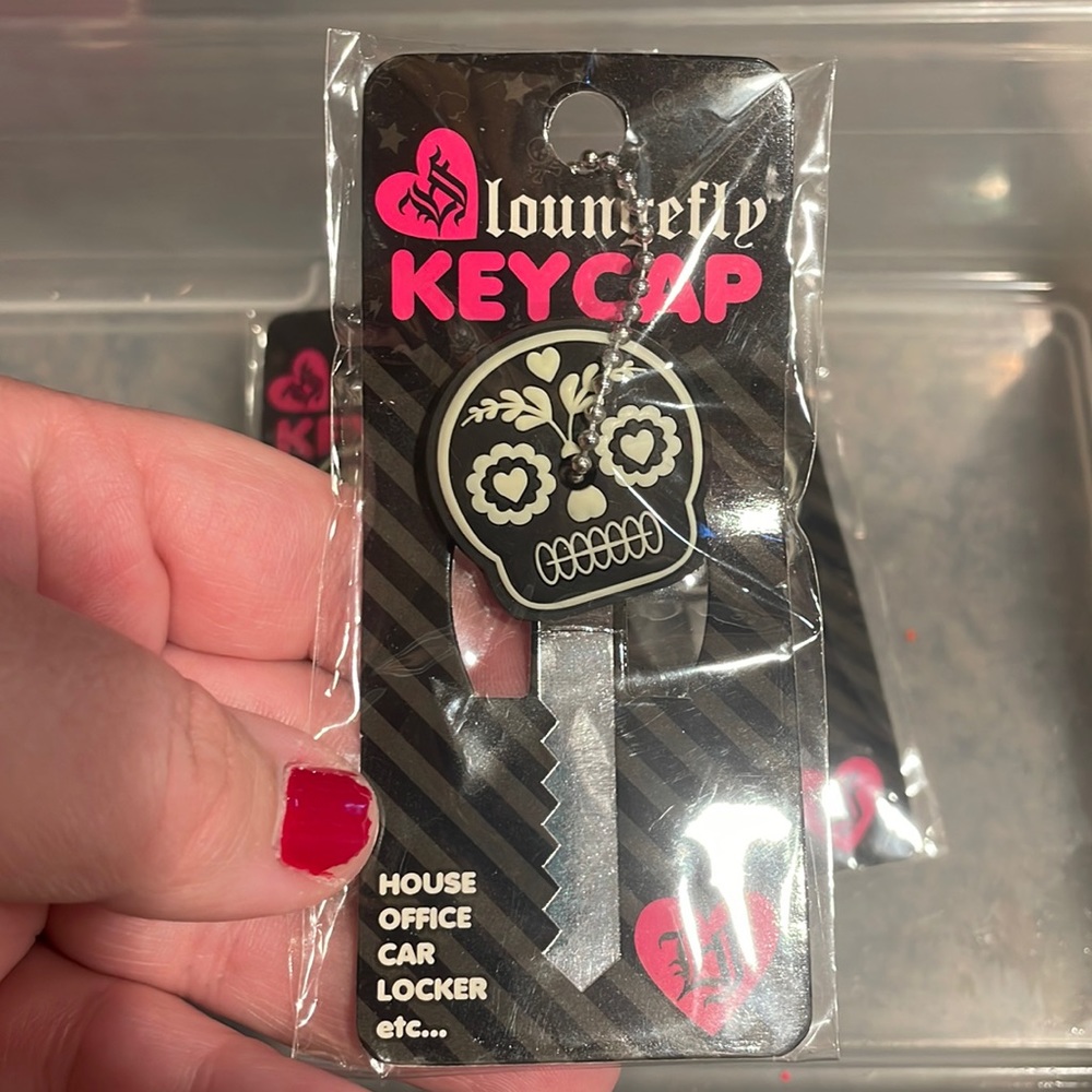 Loungefly skull cap